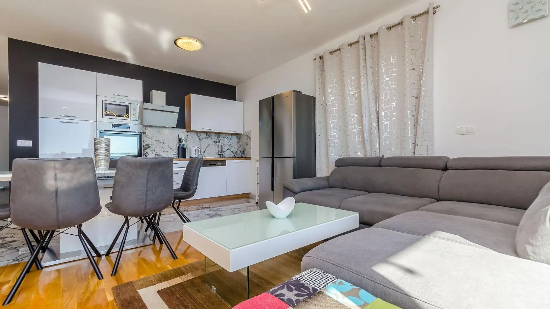 Apartment Zoi Traù 0*,