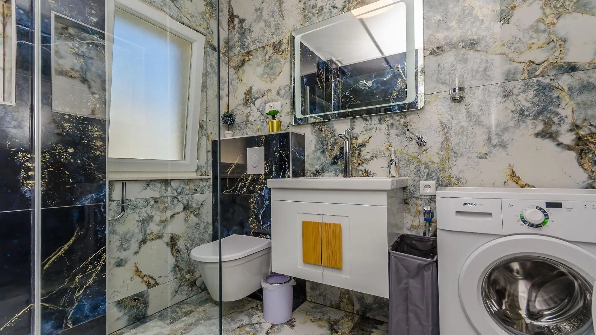 Apartment Zoi Traù